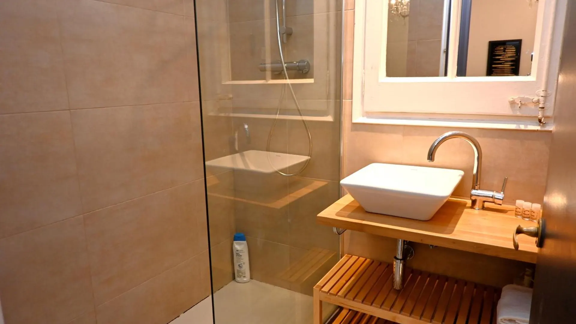 Apartment Homenfun Barcelona Sagrada Familia Marina Spain